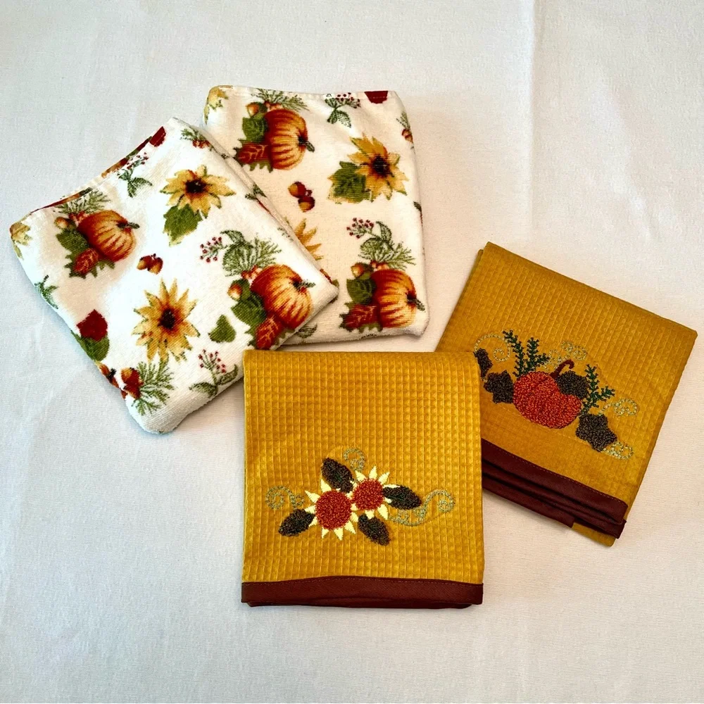 Vintage Fall Autumn Thanksgiving Soft Plush & Embroidered Stitched Hand Towels